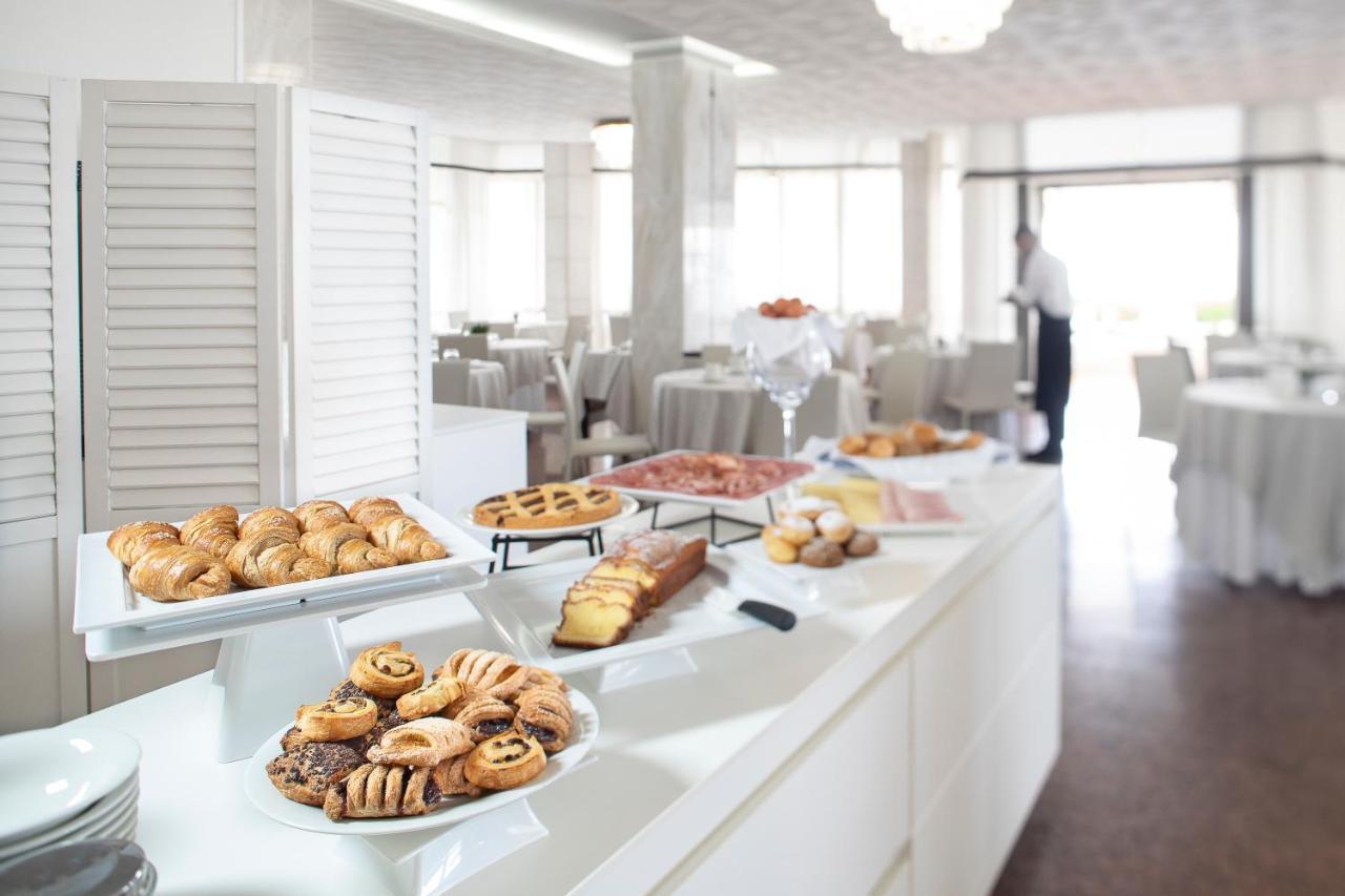 Hotel Imperial Palace Lido di Jesolo Ngoại thất bức ảnh