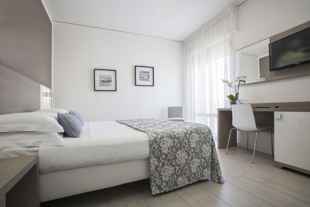 Hotel Imperial Palace Lido di Jesolo Ngoại thất bức ảnh