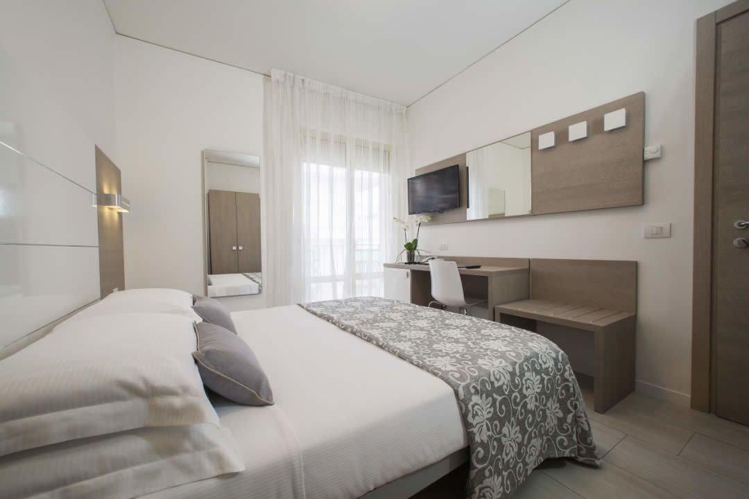 Hotel Imperial Palace Lido di Jesolo Ngoại thất bức ảnh