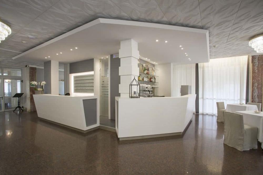 Hotel Imperial Palace Lido di Jesolo Ngoại thất bức ảnh
