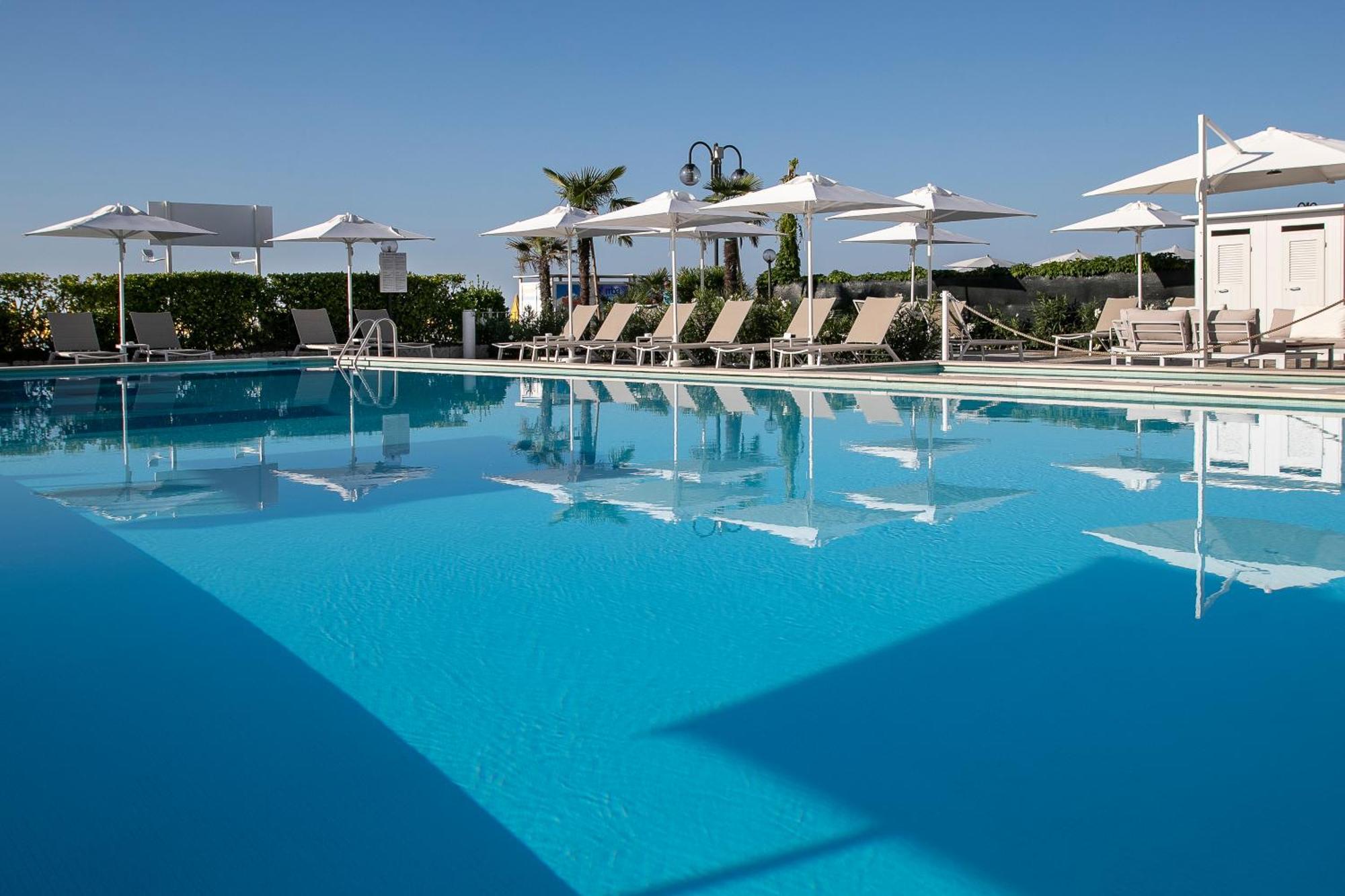 Hotel Imperial Palace Lido di Jesolo Ngoại thất bức ảnh