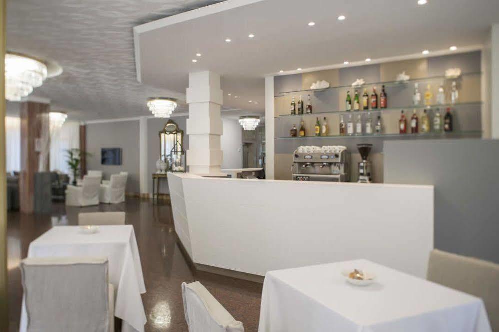 Hotel Imperial Palace Lido di Jesolo Ngoại thất bức ảnh